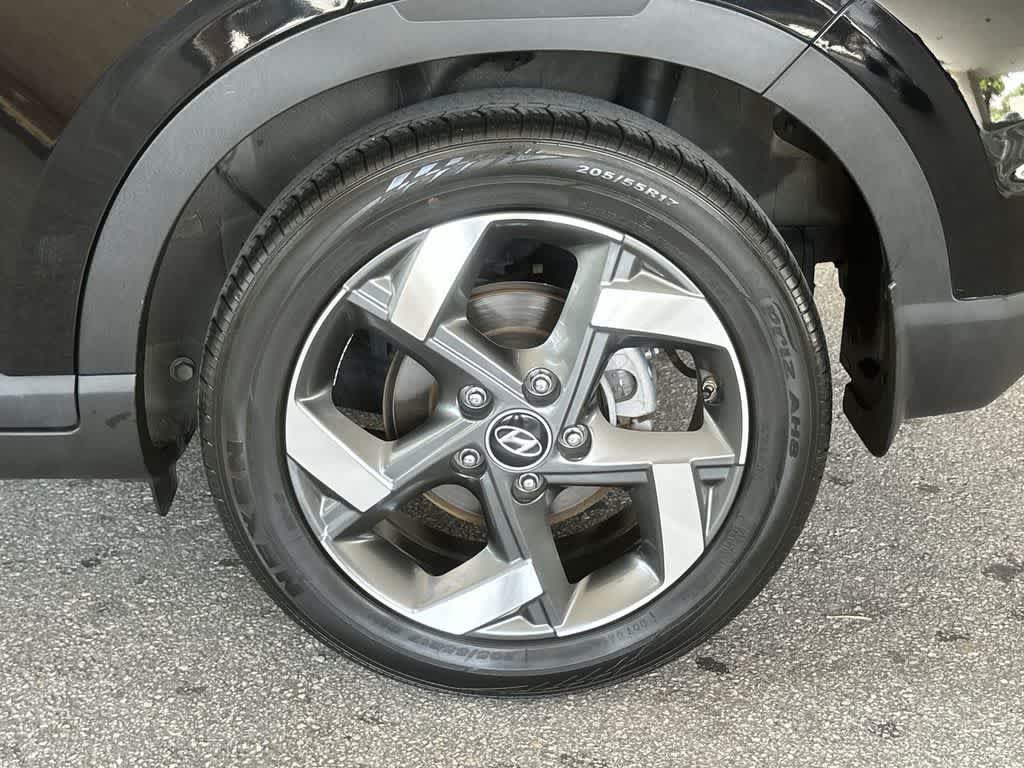 Used 2023 Onyx Black Hyundai SEL image 10