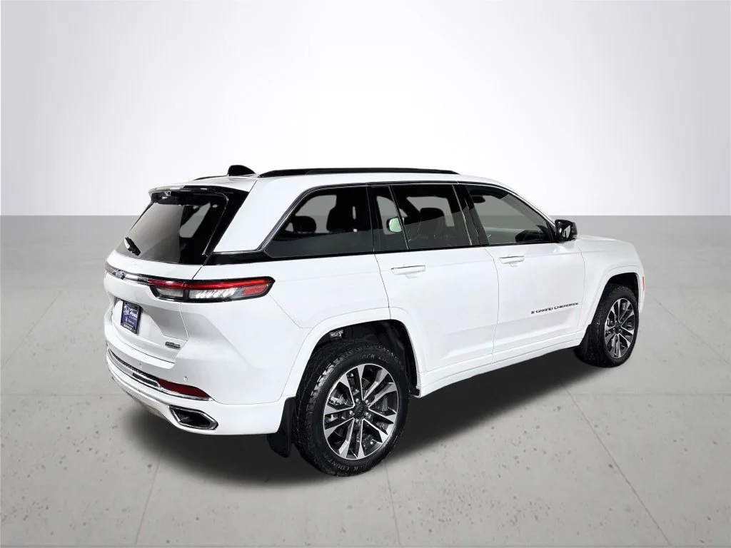 Used 2023 White Jeep Overland 4xe image 6
