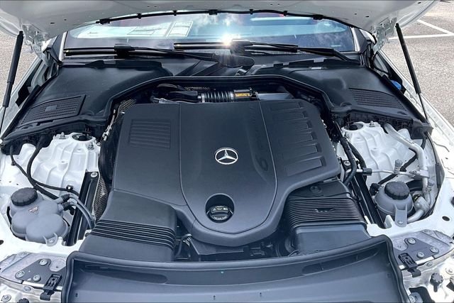 New 2026 Polar White Mercedes-Benz CLE 450 image 9