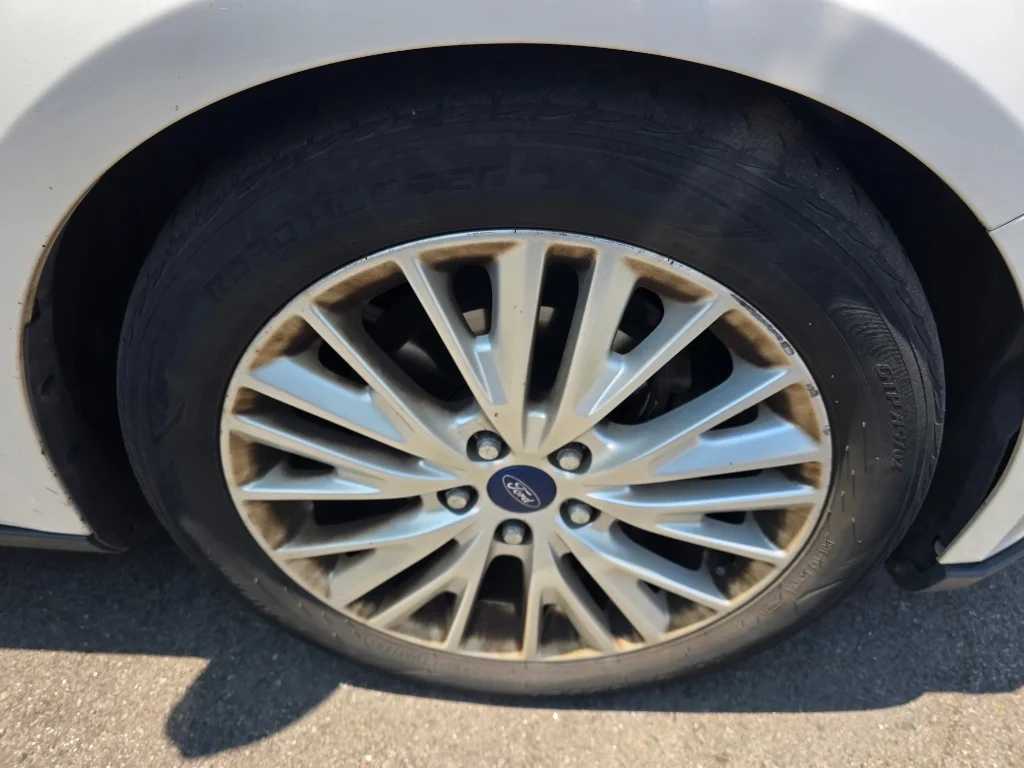 Used 2015 White Platinum Metallic Tri-Coat Ford Titanium image 9