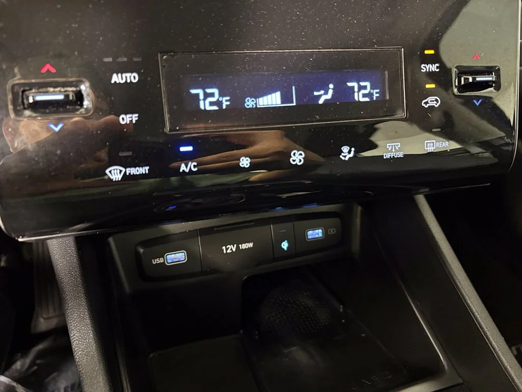 Used 2024 Blue Hyundai SEL image 35