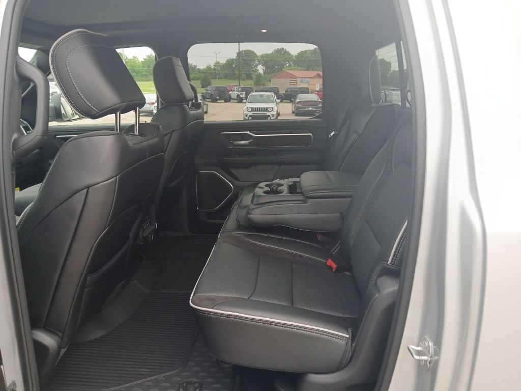 2026 RAM 1500 Laramie - Photo 41