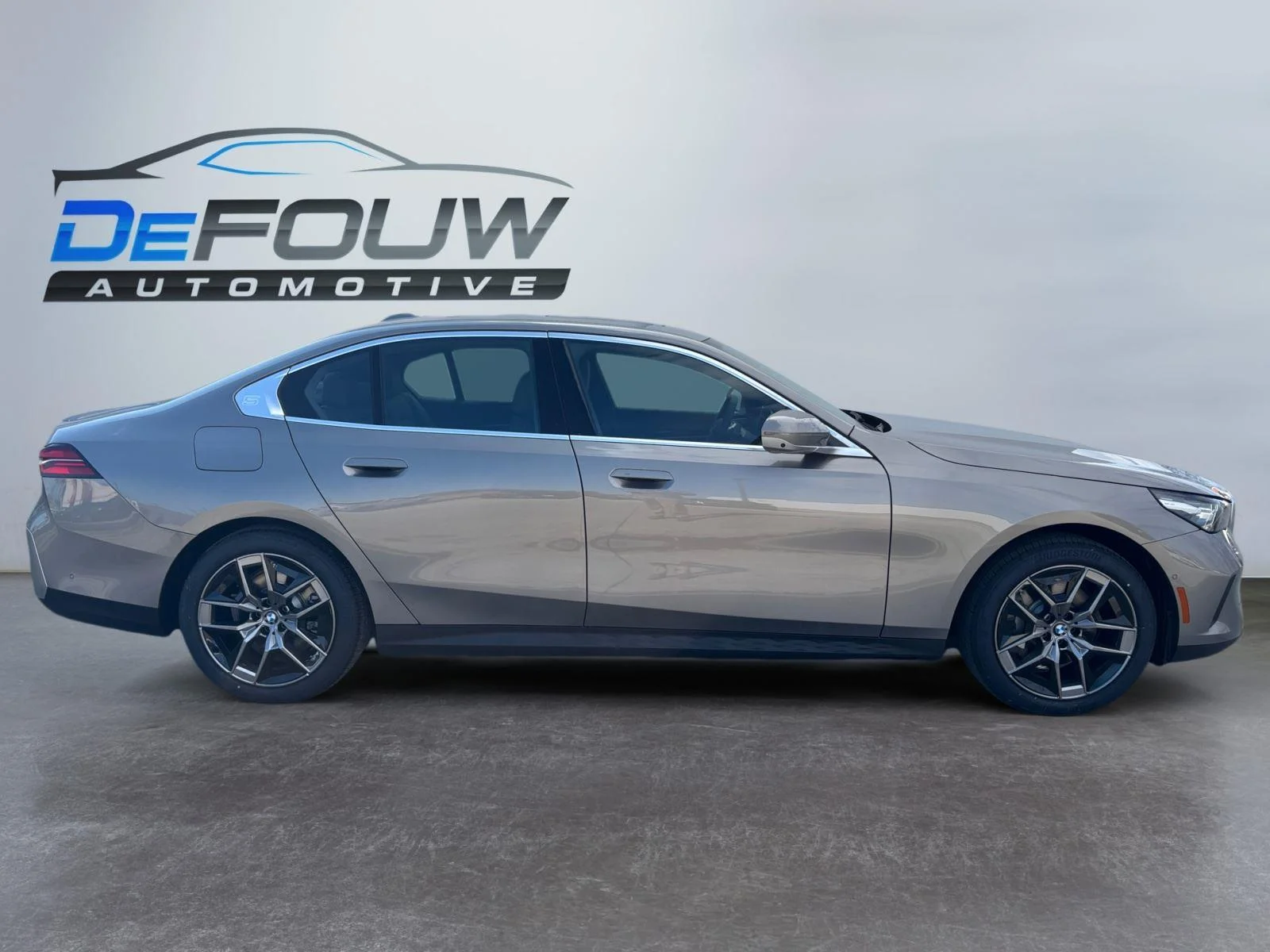 2026 BMW 5 Series 530i - Photo 12