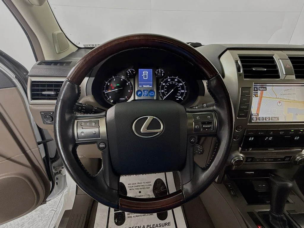 Used 2019 Starfire Pearl Lexus Premium image 16