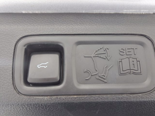 Used 2021 Silver Ford Limited image 14