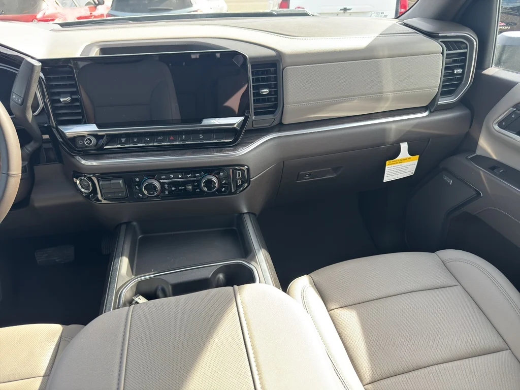 2026 Chevrolet Silverado 3500HD LTZ - Photo 21