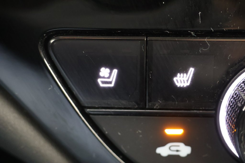 Used 2024  Honda Touring image 16