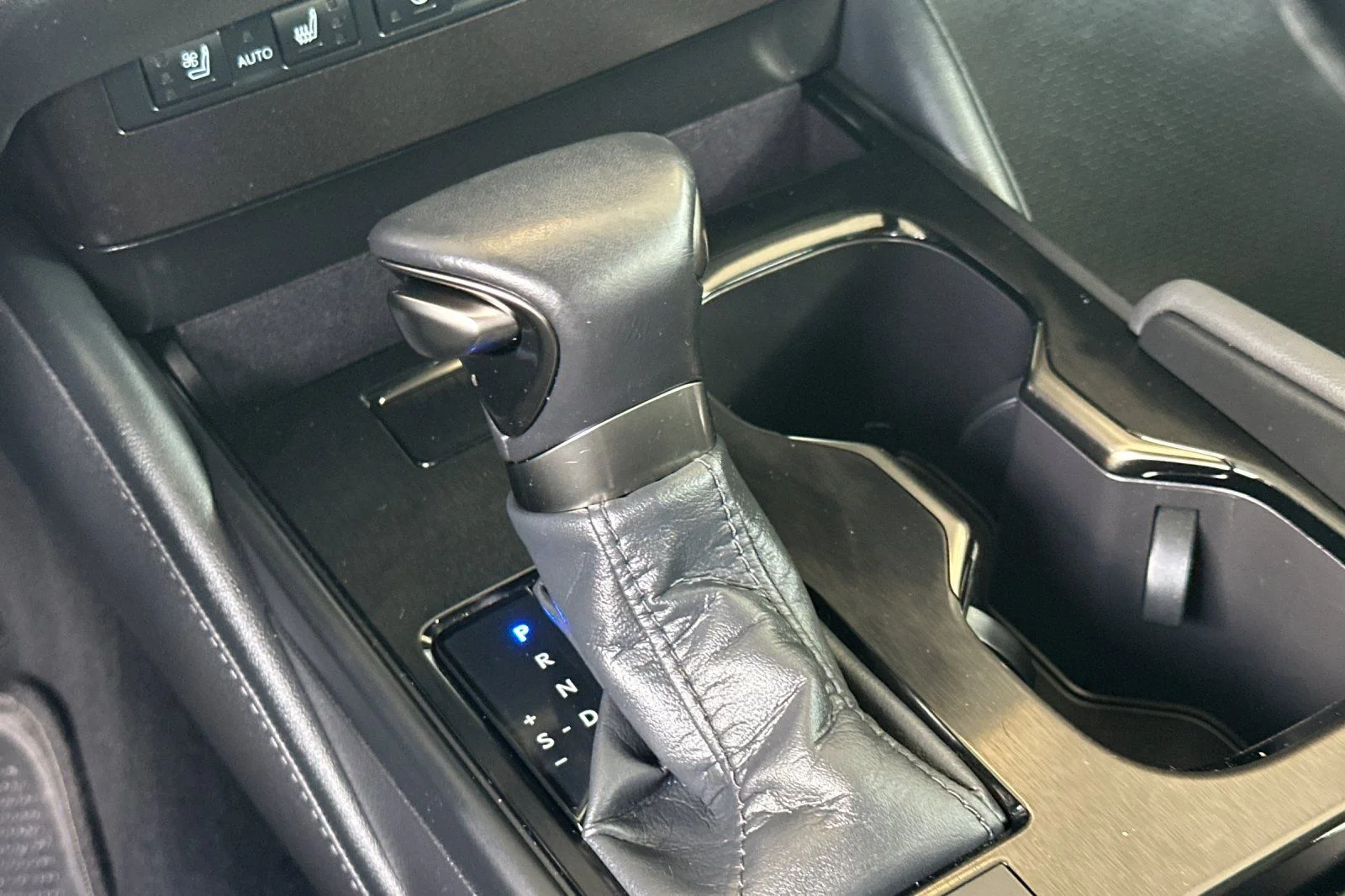 Used 2023 Gray Lexus 350 image 17