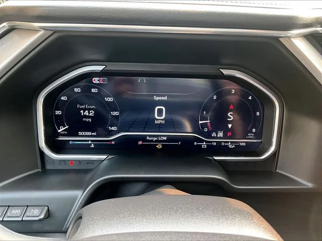Used 2024 Silver GMC Denali image 26