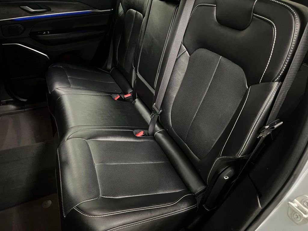 2023 Jeep Grand Cherokee Overland - Photo 56