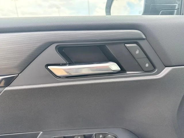 2026 GMC Acadia AT4 - Photo 11