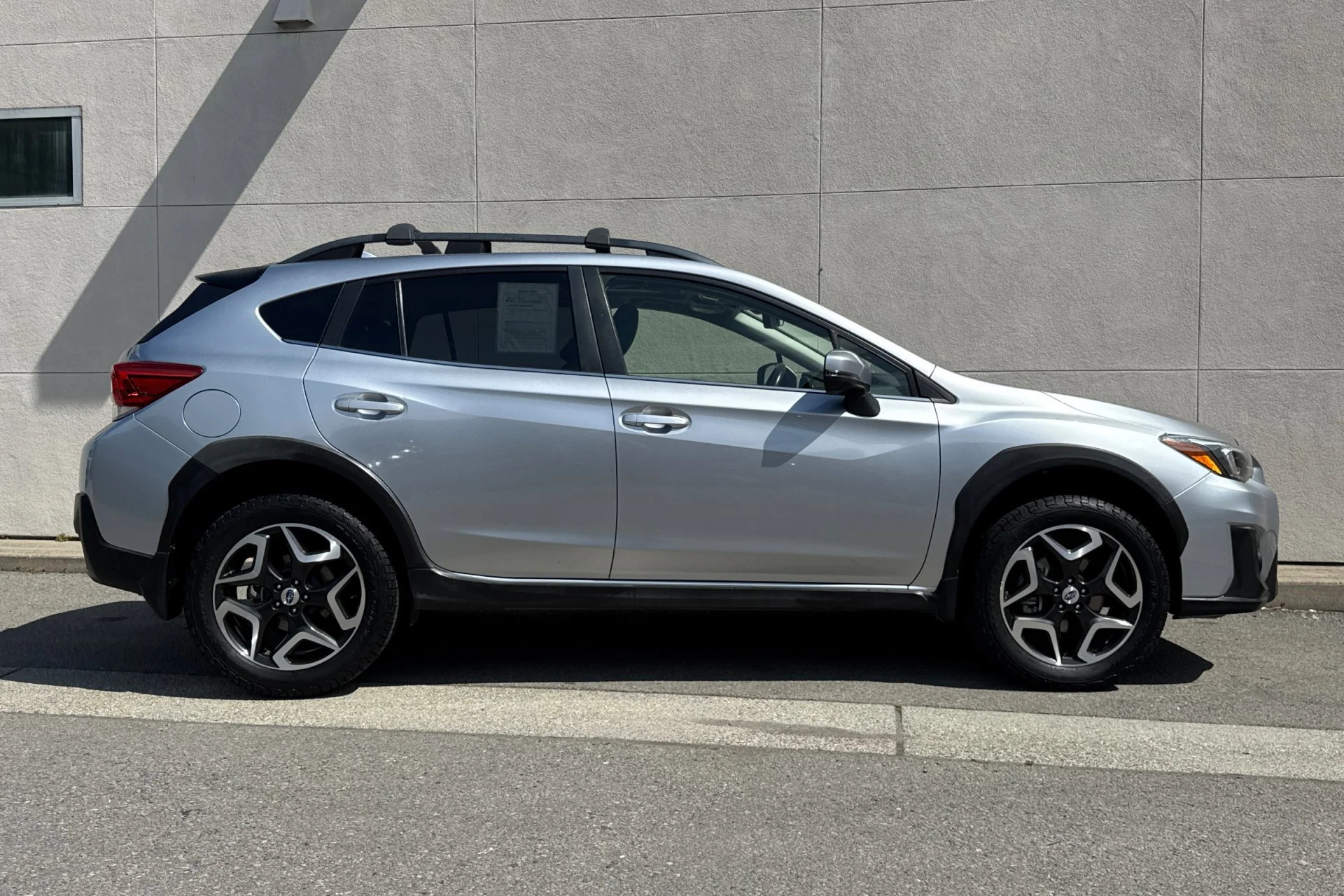 Used 2018 Ice Silver Metallic Subaru 2.0i Limited Sport Utility 4D image 8