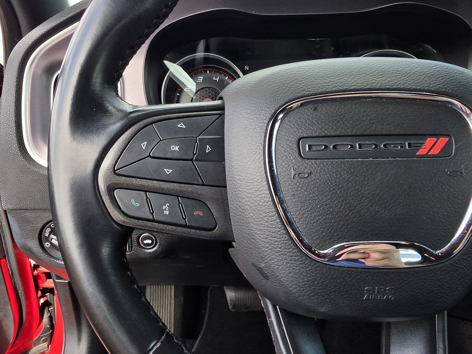 Used 2022 Torred Clearcoat Dodge SXT image 26