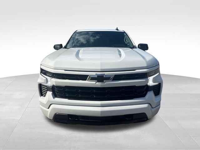 Used 2025 White Chevrolet RST image 8