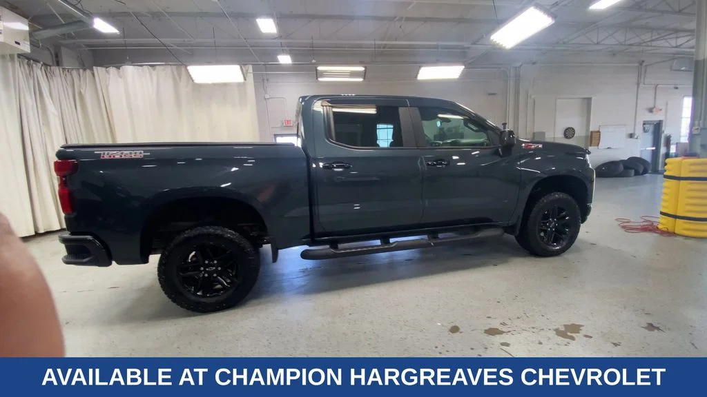 Used 2020 Shadow Gray Metallic Chevrolet LT Trail Boss image 11
