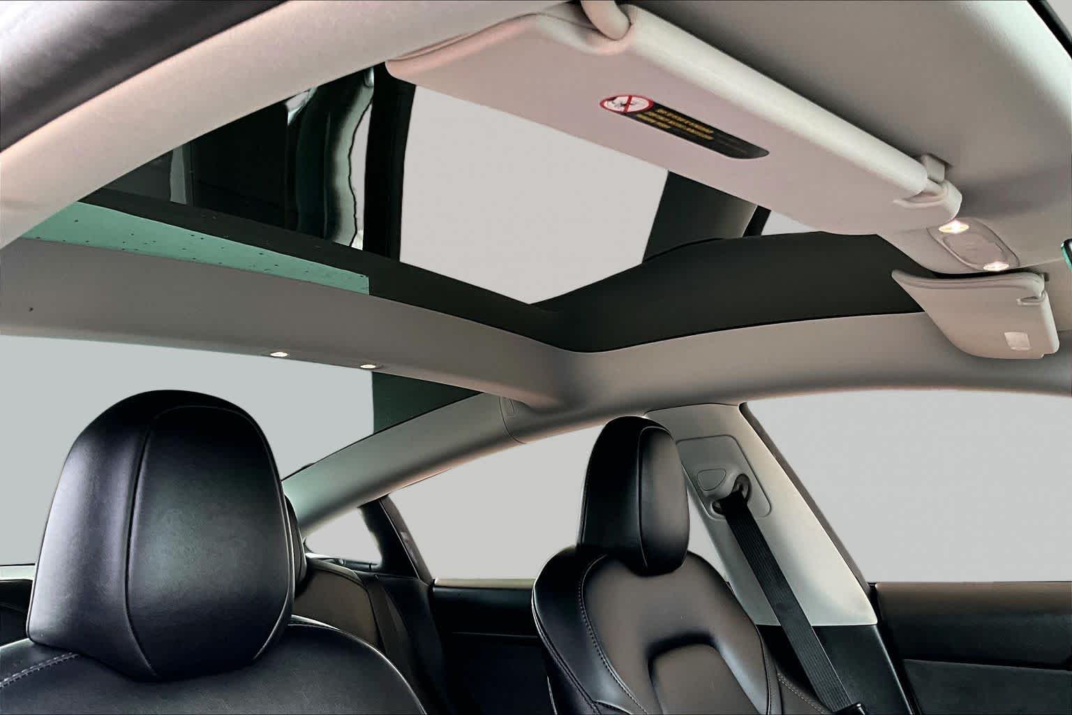 Used 2023 Pearl White Multi-Coat Tesla  image 11