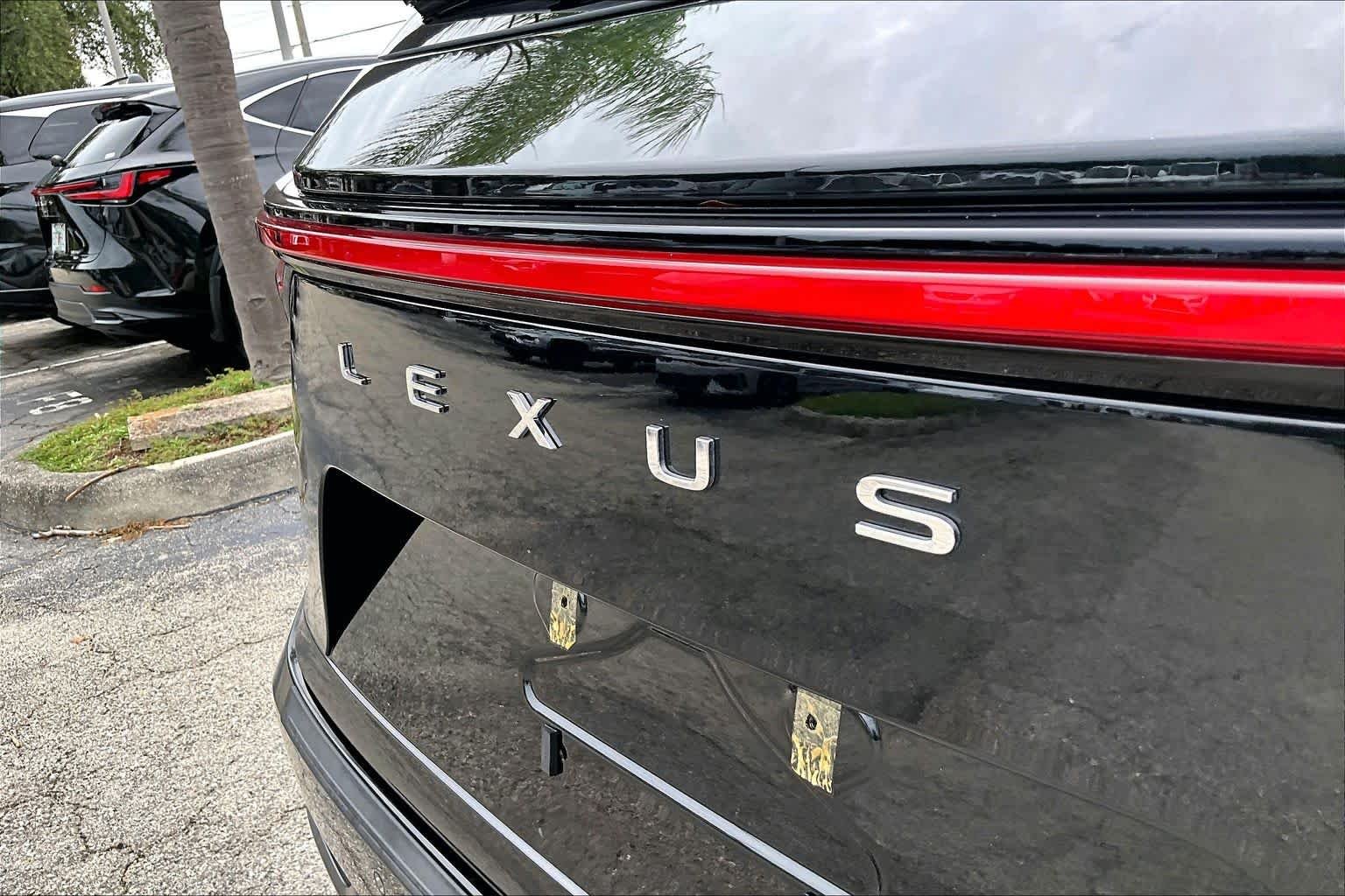 Used 2025 Caviar Lexus  image 31