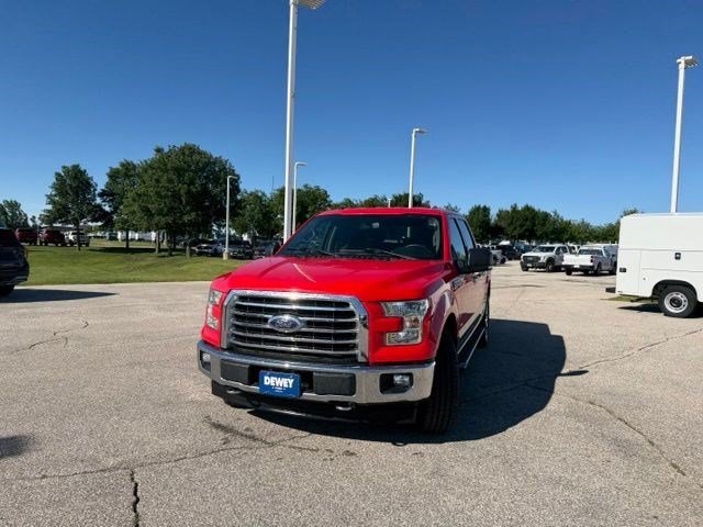 Used 2017 Race Red Ford XLT image 4