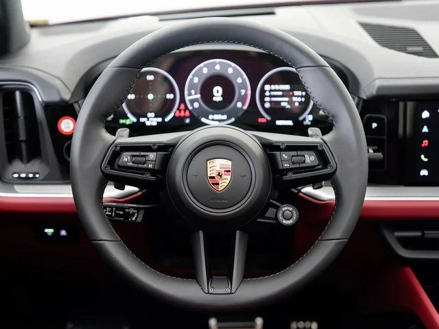 Certified Used 2025  Porsche S image 13