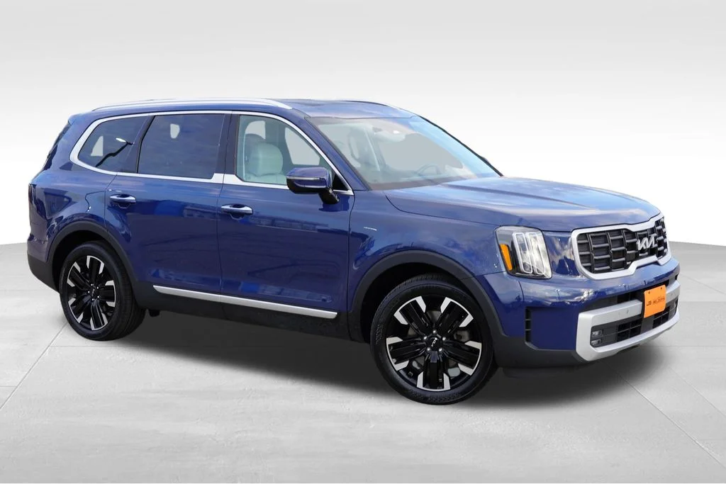 Certified Used 2024 Midnight Lake Blue Kia SX image 2