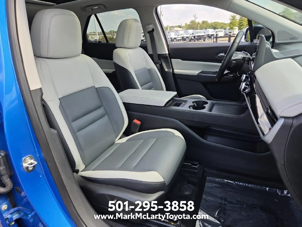 Used 2024  Honda Touring image 15
