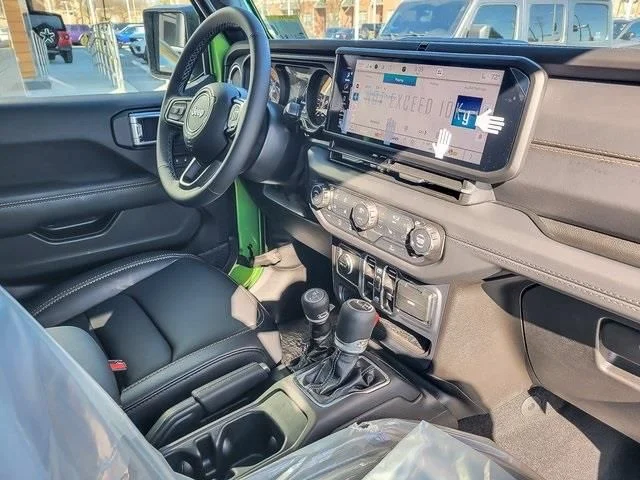 New 2026 Mojito Jeep Sahara image 19