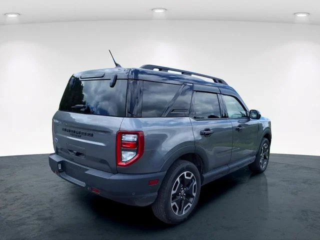 Used 2022 Gray Ford Outer Banks image 13