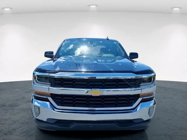 Used 2017 Black Chevrolet LT image 3
