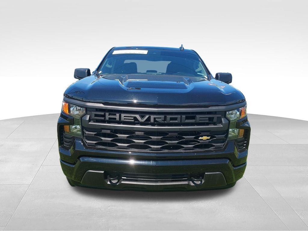 Used 2026 Black Chevrolet Custom image 8