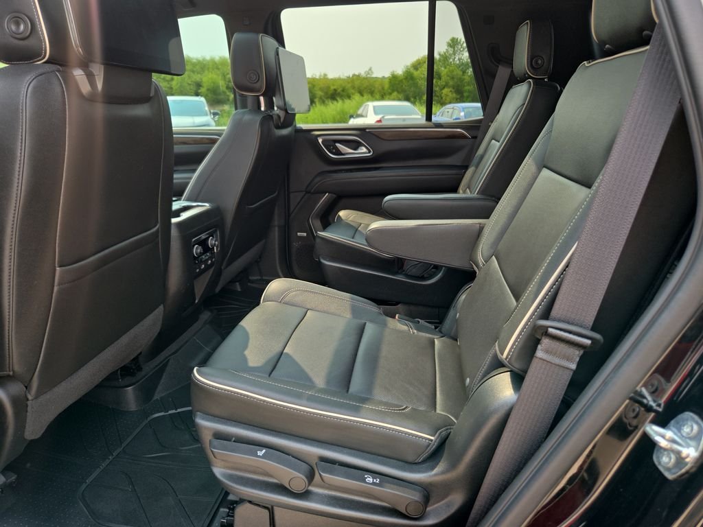 Used 2022 Black Chevrolet Premier image 30