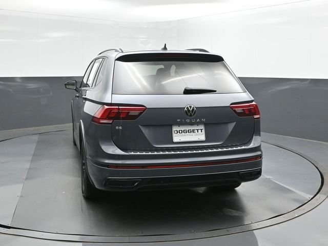 Used 2022 Gray Volkswagen 2.0T SE R-Line Black image 5