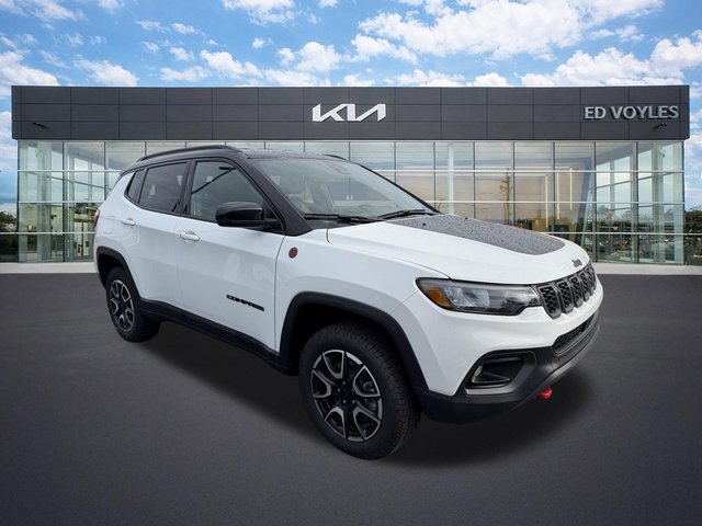 2024 Jeep Compass Trailhawk