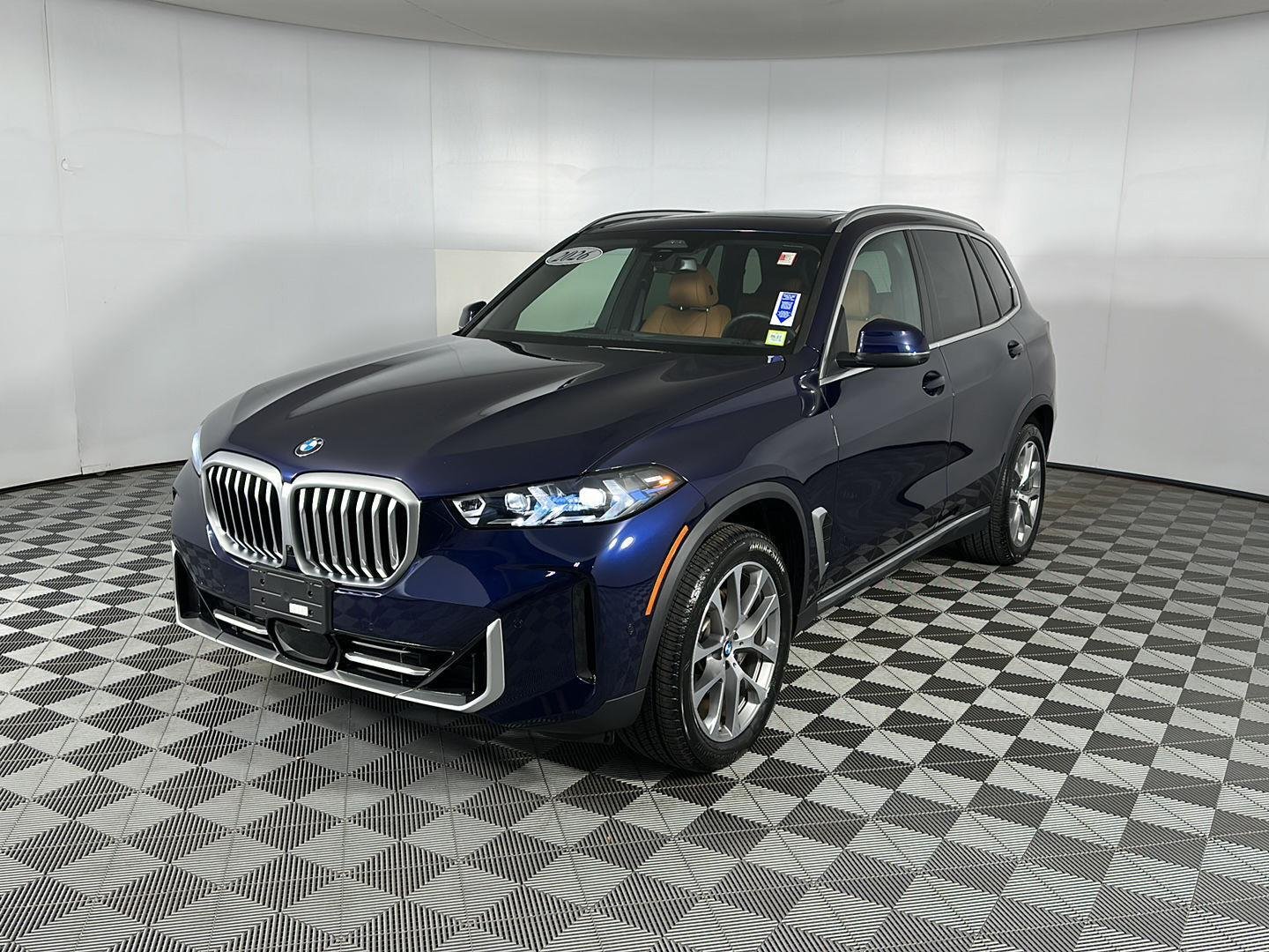 New 2026 Tanzanite Blue II Metallic BMW xDrive40i image 5