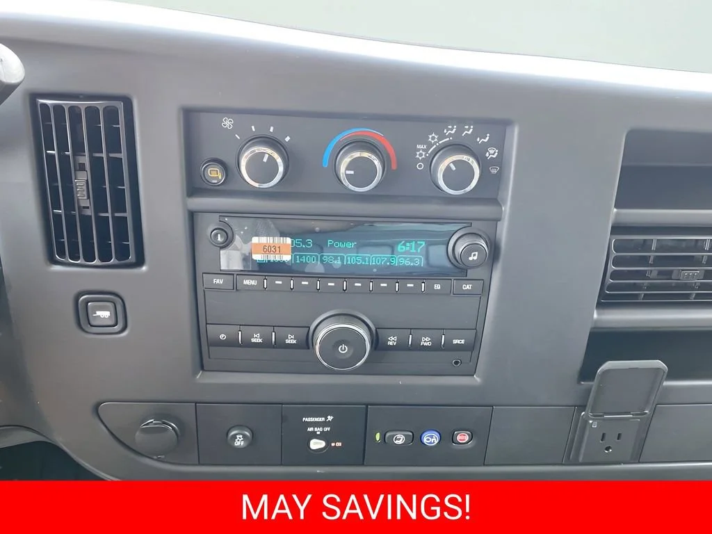 2025 Chevrolet Express Cargo Work Van - Photo 11