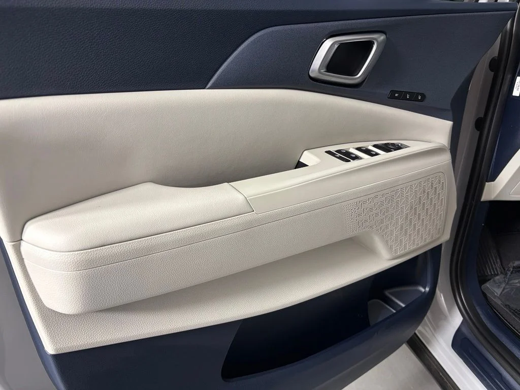 New 2026 Ceramic Silver Kia EX image 15