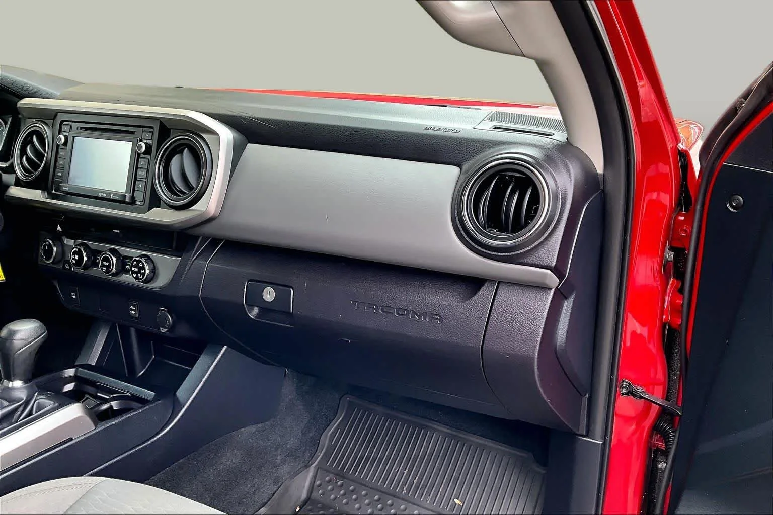 Used 2017 Barcelona Red Metallic Toyota SR5 image 19