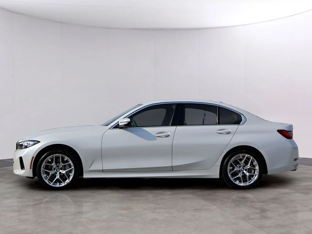 Used 2026 White BMW 330i xDrive image 4