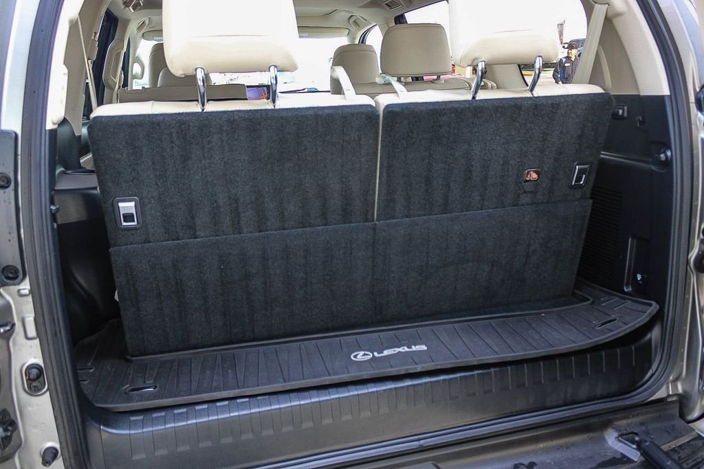 Used 2022 Silver Lexus 460 image 26