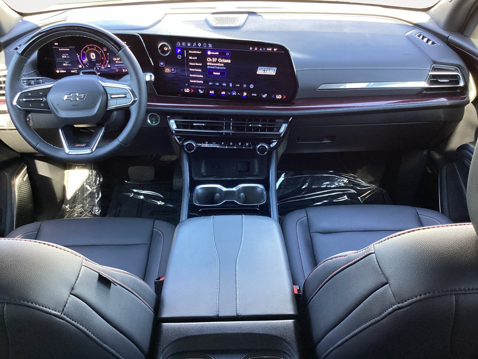 Used 2025 Sterling Gray Metallic Chevrolet Z71 image 4