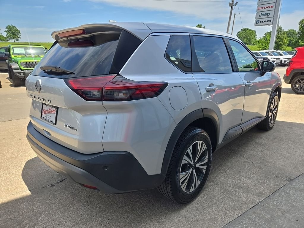 Used 2023 Silver Nissan SV image 12