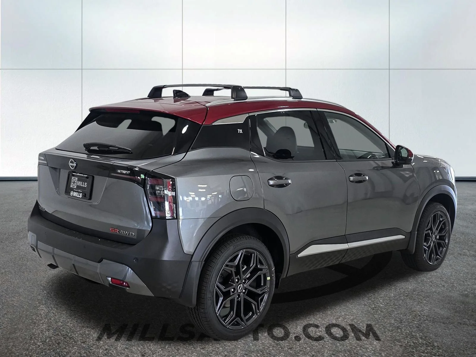 New 2026 Gun Metallic / Scarlet Ember Tintcoat Two-tone Nissan SR image 8