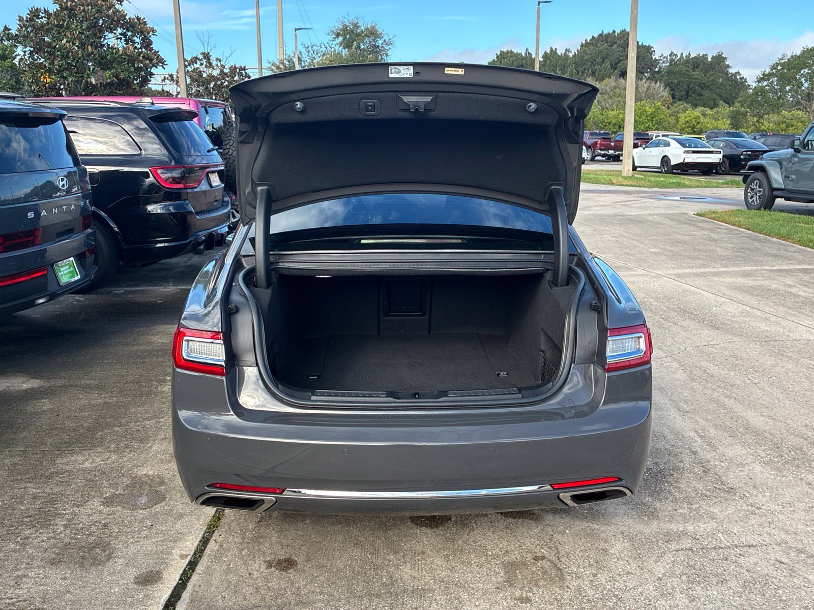 Used 2020 Gray Lincoln Black Label image 41