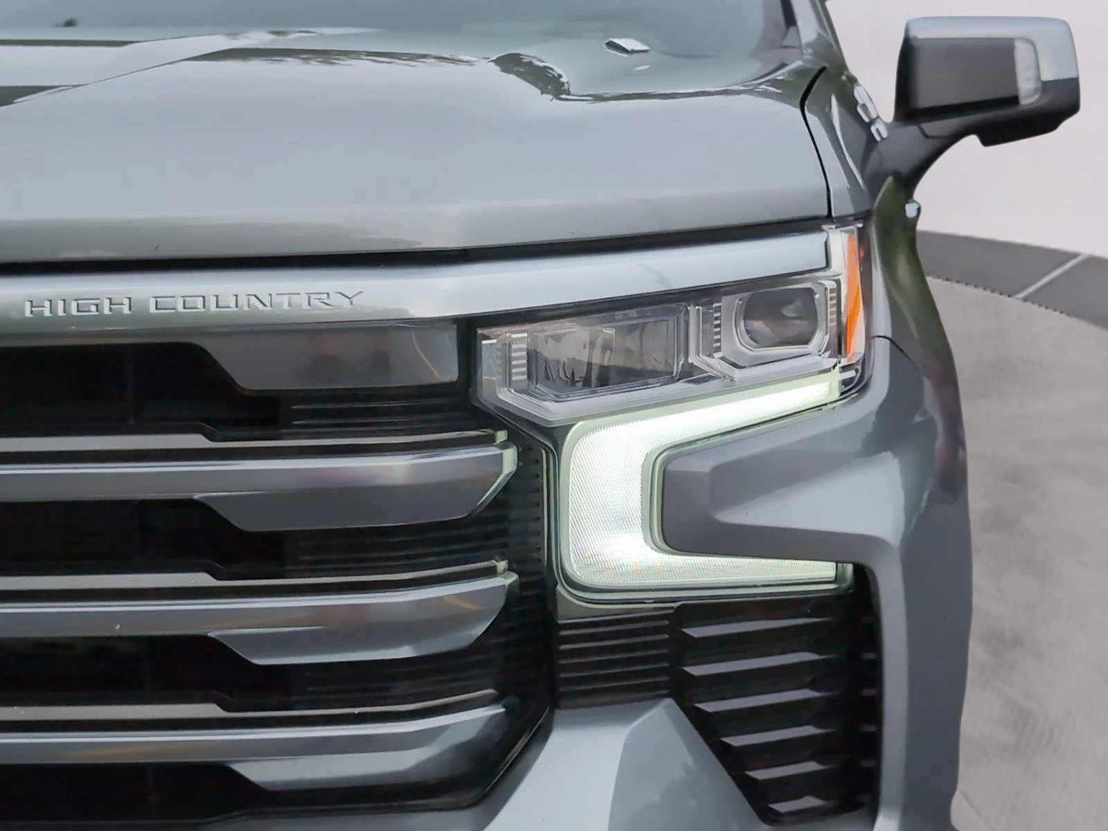 Used 2023 Sterling Gray Metallic Chevrolet High Country image 37