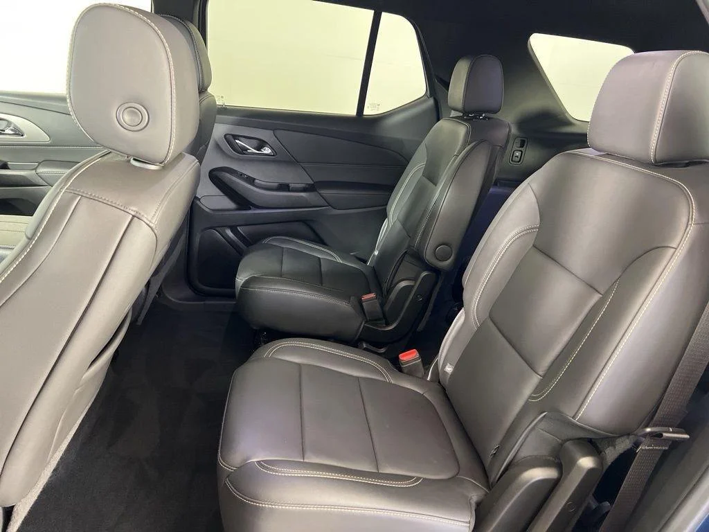 Used 2023 Northsky Blue Metallic Chevrolet LT Leather image 27