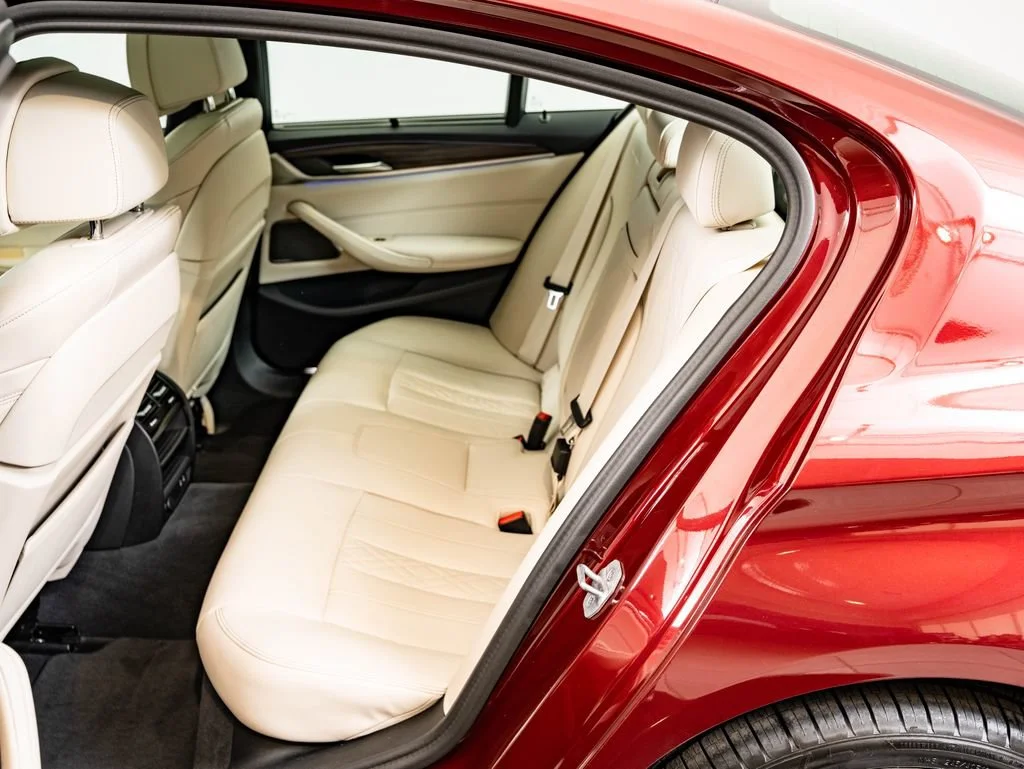 Used 2023 Aventurin Red Metallic BMW 540i xDrive image 43