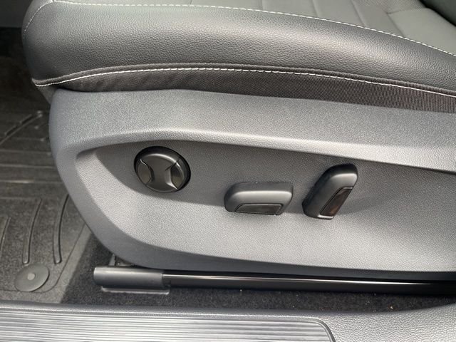 Certified Used 2023 Gray Volkswagen 1.5T SE image 16
