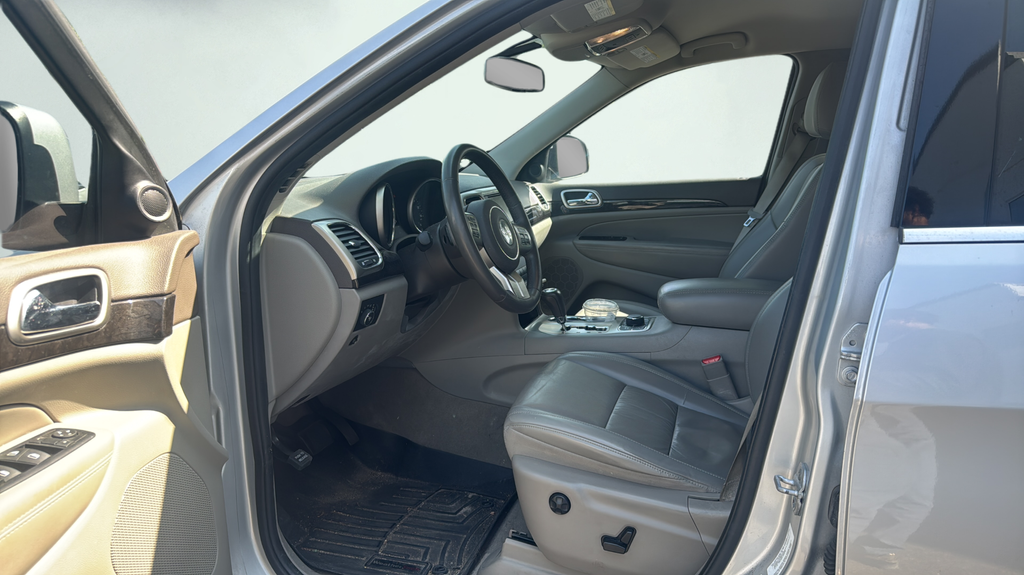 Used 2011 Silver Jeep Laredo image 15