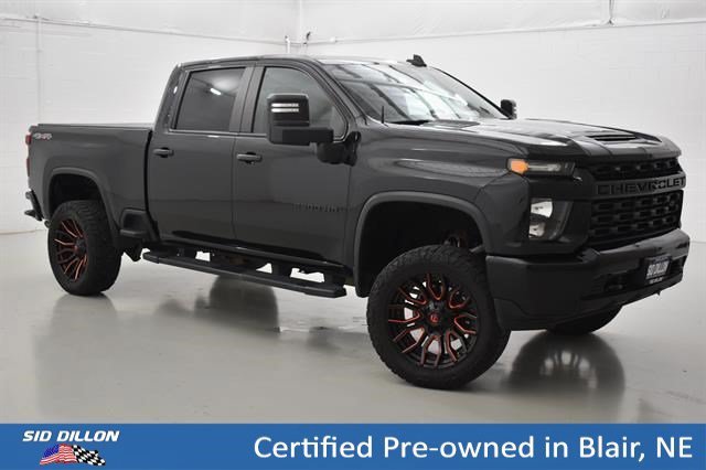 Used 2022 Mosaic Black Metallic Chevrolet Custom image 11