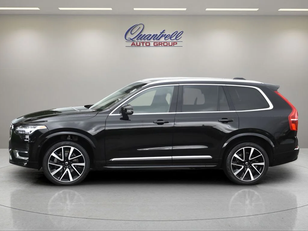 Certified Used 2023 Onyx Black Metallic Volvo Plus image 7
