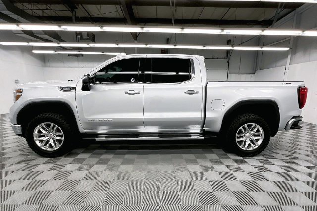Used 2021 Quicksilver Metallic GMC SLT image 13